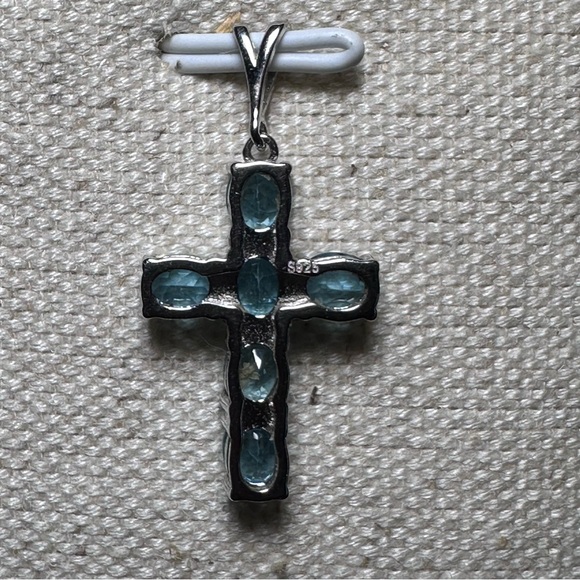 Natural Blue Apatite 925 Sterling Silver Cross Pendant New - Picture 4 of 6